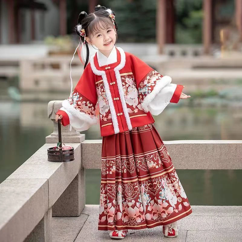 新款原创儿童汉服女童拜年服秋冬加厚龙年日常喜庆中国风过年套装