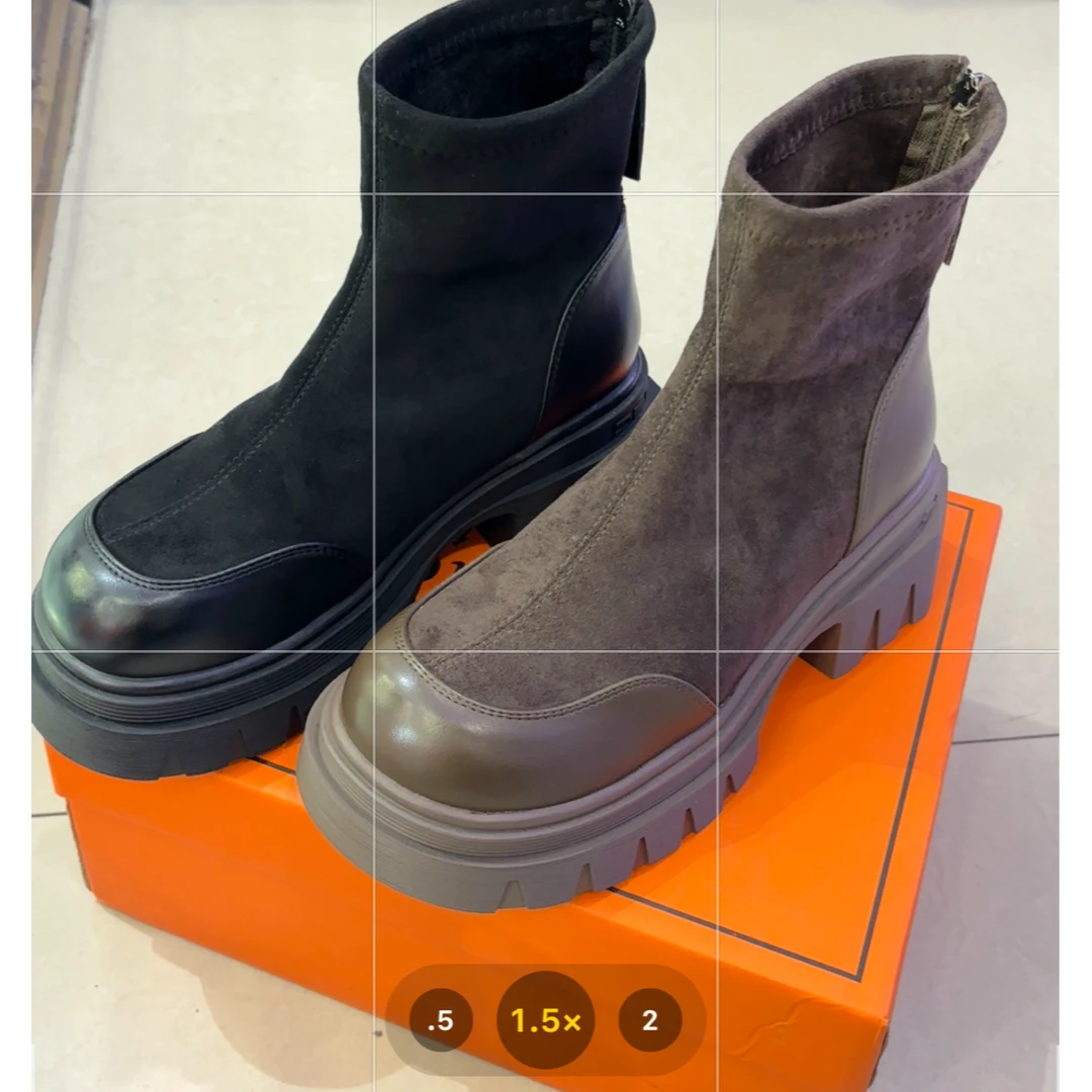 艳艳家 英伦风绒面时尚马丁靴