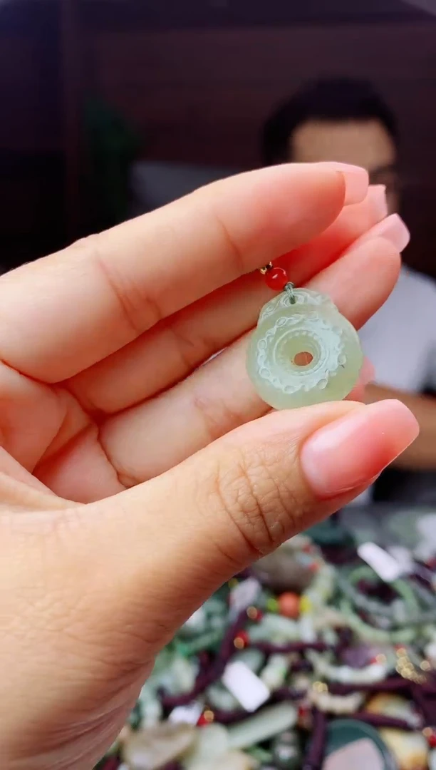 【闪购商品】和田玉挂件未镶嵌多样性发货拍一发一