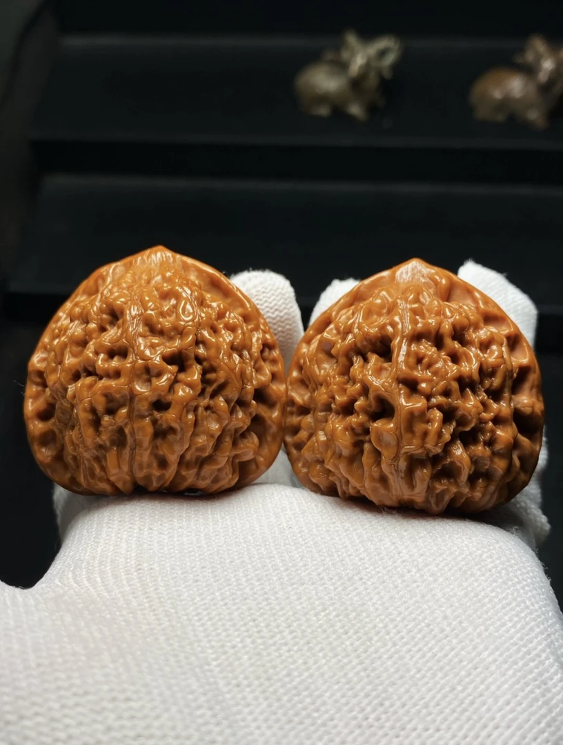 46mm老树麒麟纹大官帽老核桃文玩手把件男女款（已经干刷打底完毕）