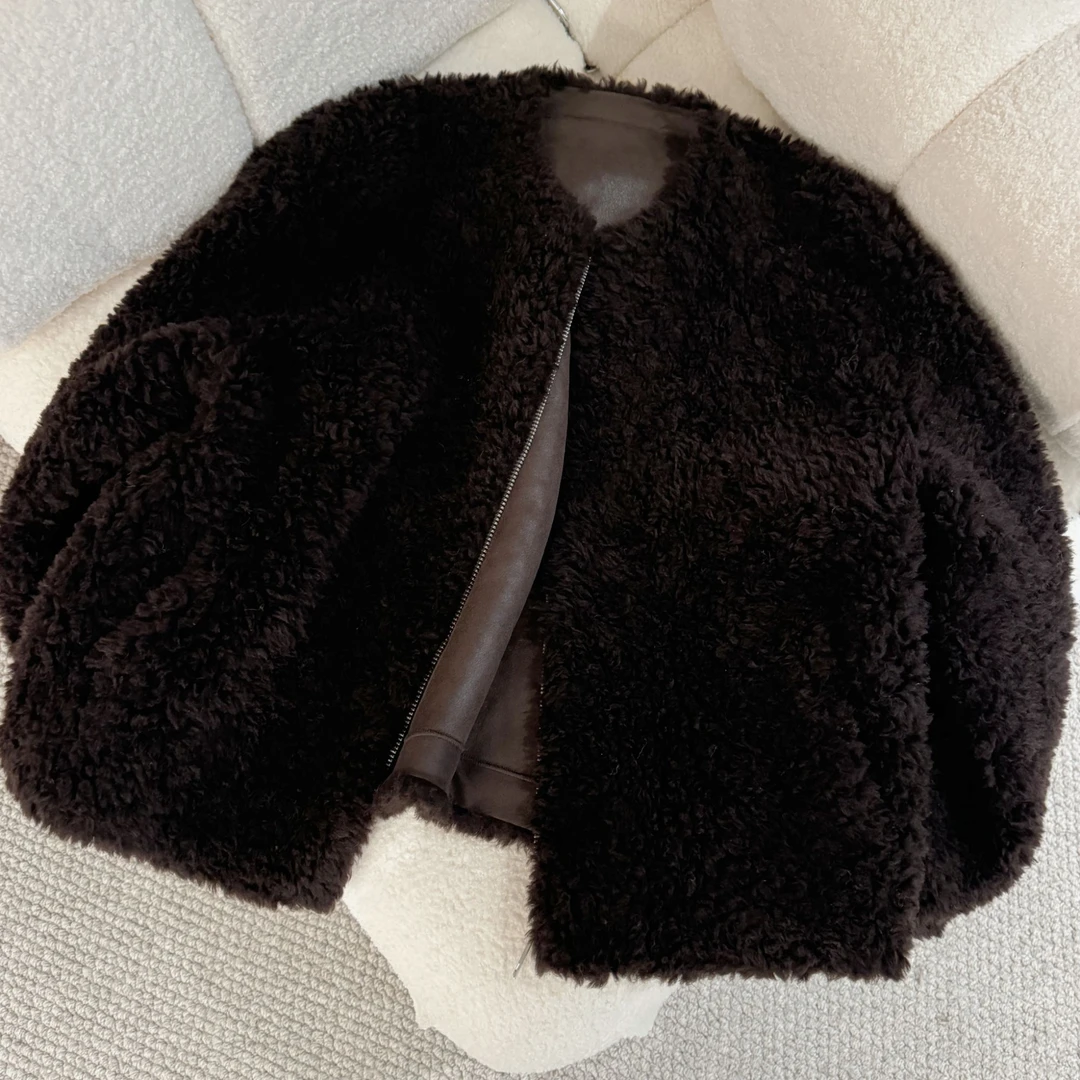 JIUJIU【吹吹晚风】100%羊毛保暖百搭时尚圆领毛毛外套女上衣秋冬