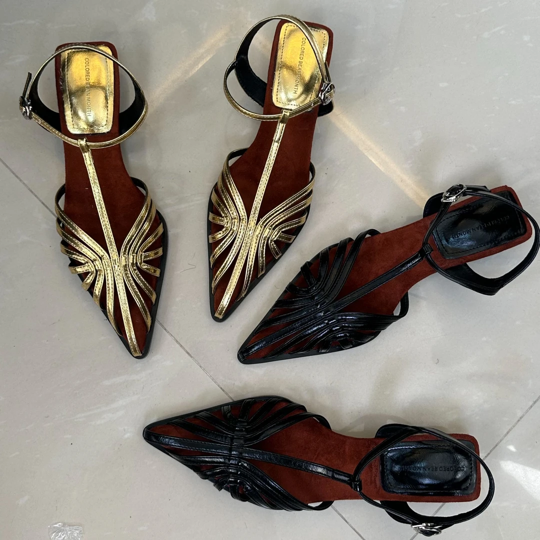 【Wan wan】复古法式镂空尖头凉鞋