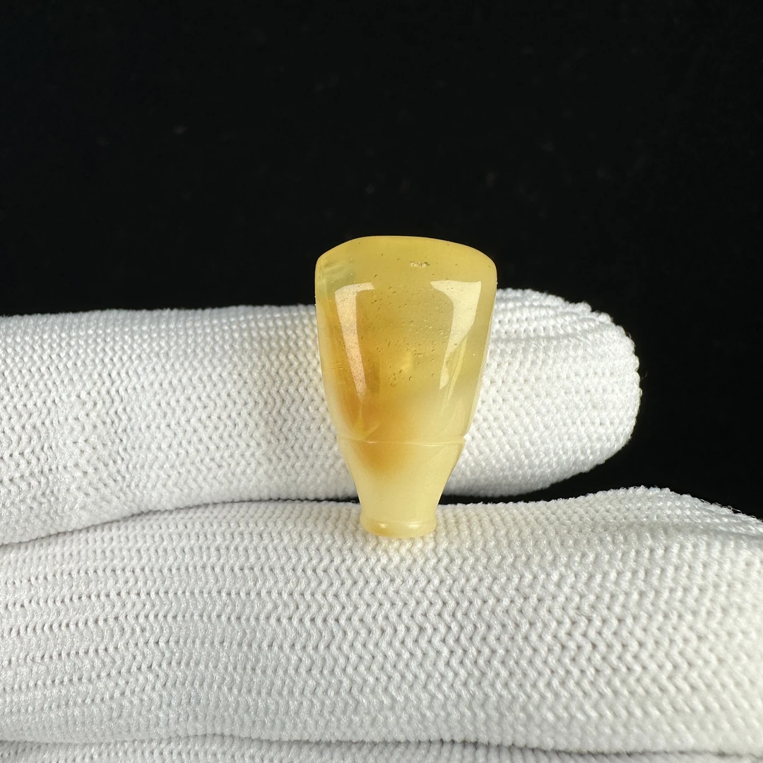 Y7896天然原矿蜜蜡 金绞蜜三通 13*22mm 1.9克  30克价