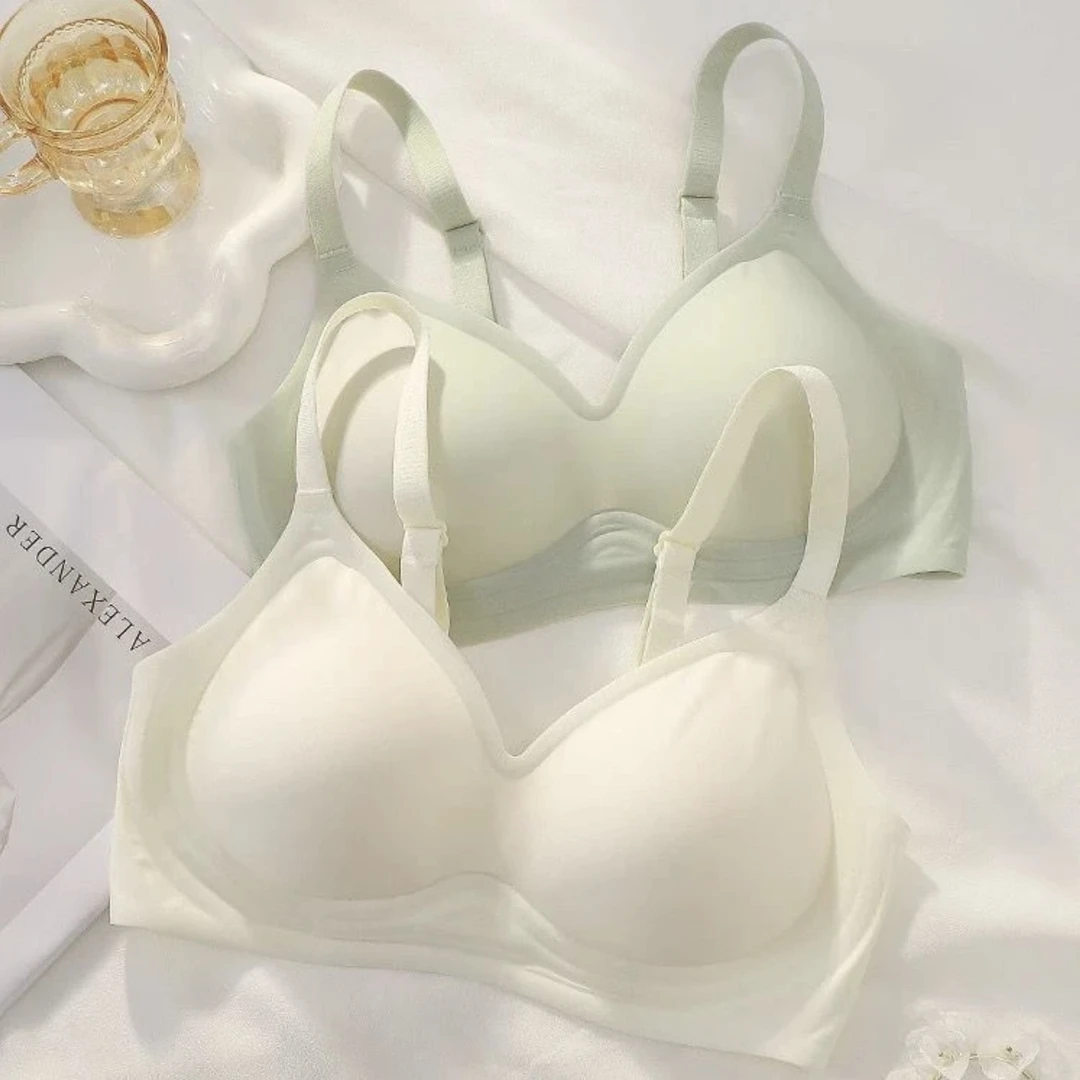 果冻软支撑无痕内衣女大胸显小无钢圈聚拢调整型固定杯薄款文胸罩