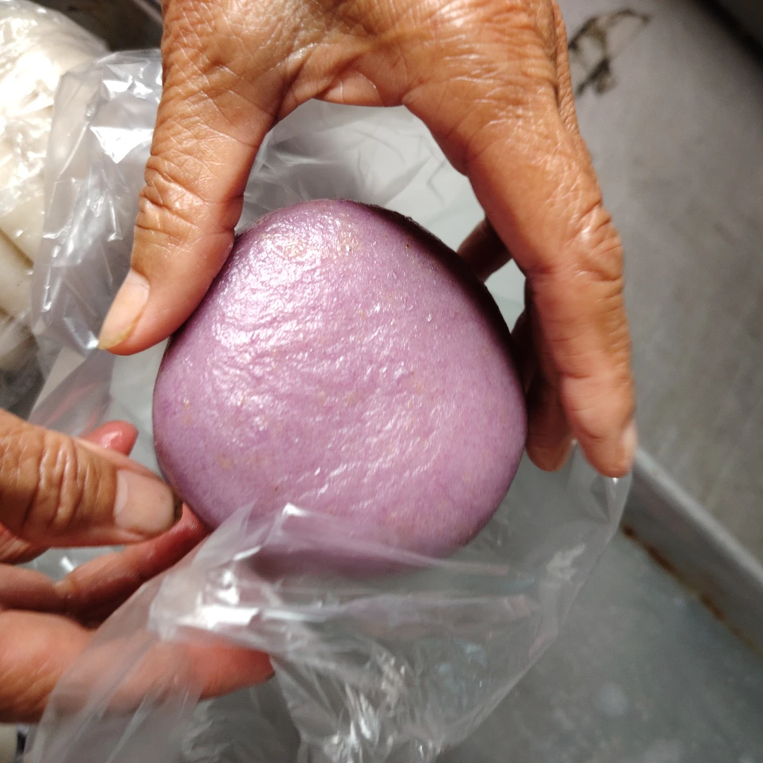 孟婉河池农家特色五色糍粑现场采购