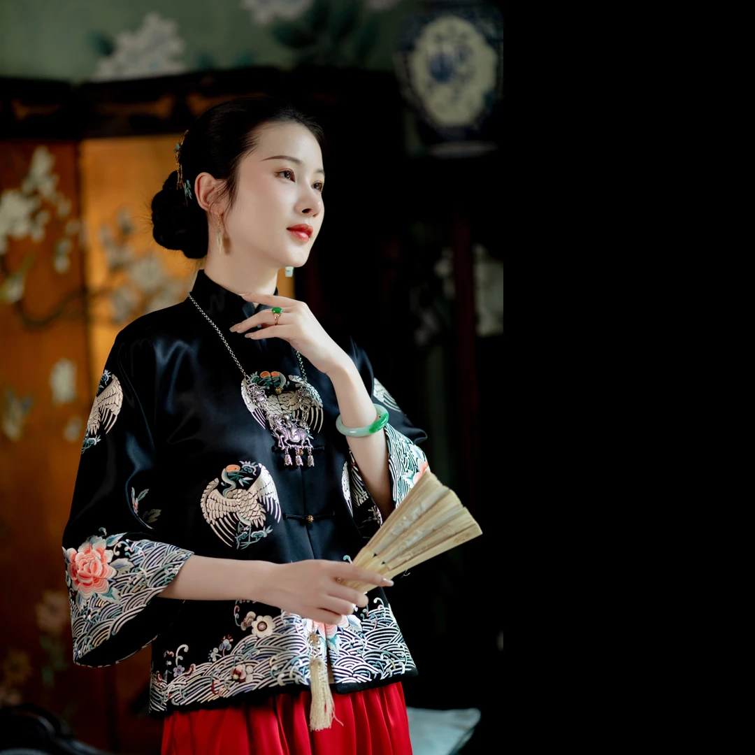 江鹤晚情丨秋季新款丨黑色绣花民国风鹤穗八团吉服裙褂女上衣