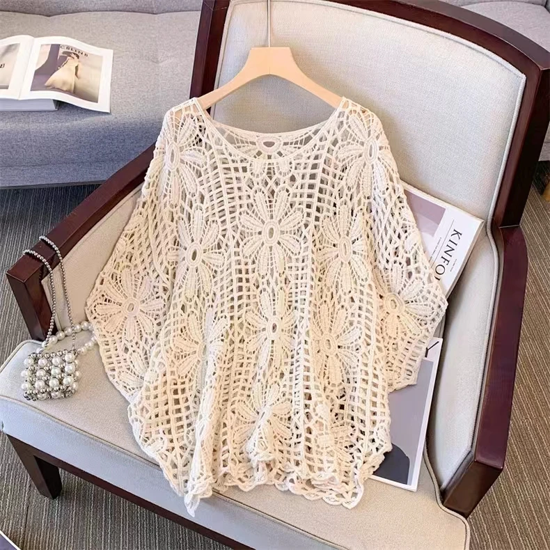 大码勾花镂空针织衫女夏季宽松圆领波西米亚度假风蝙蝠袖上衣罩衫