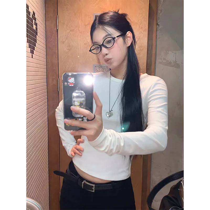 【明星穿搭T恤】秋冬修身长袖上衣显瘦白色圆领韩版打底衫242X2068#