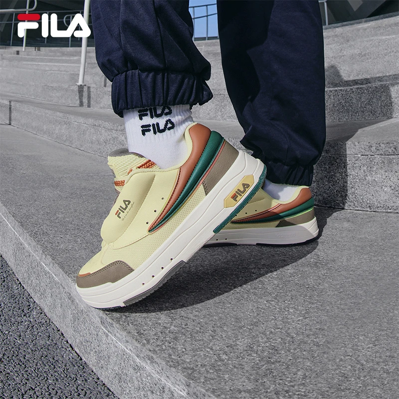 Fila 斐乐夏季限定女士【张艺兴同款】透气X舞动板鞋F12W324203F