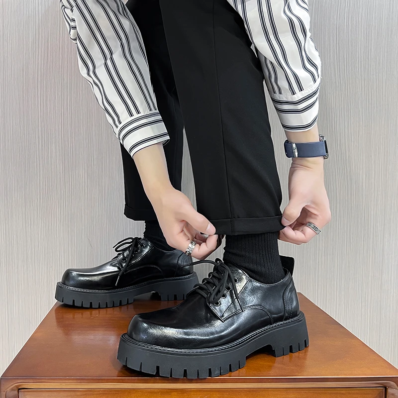 2024秋冬男厚底增高复古单鞋45男士大码商务正装圆头皮鞋