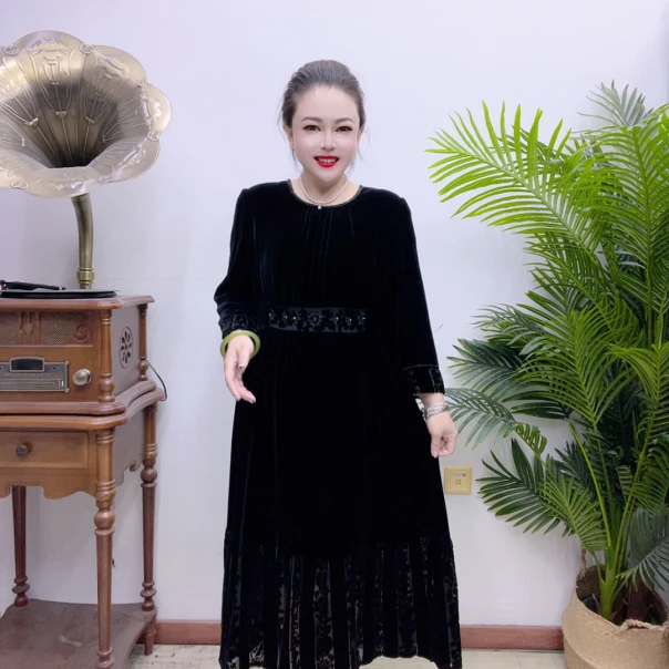 桑蚕丝连衣裙时尚高档气质百搭减龄宽松大码7AY3615