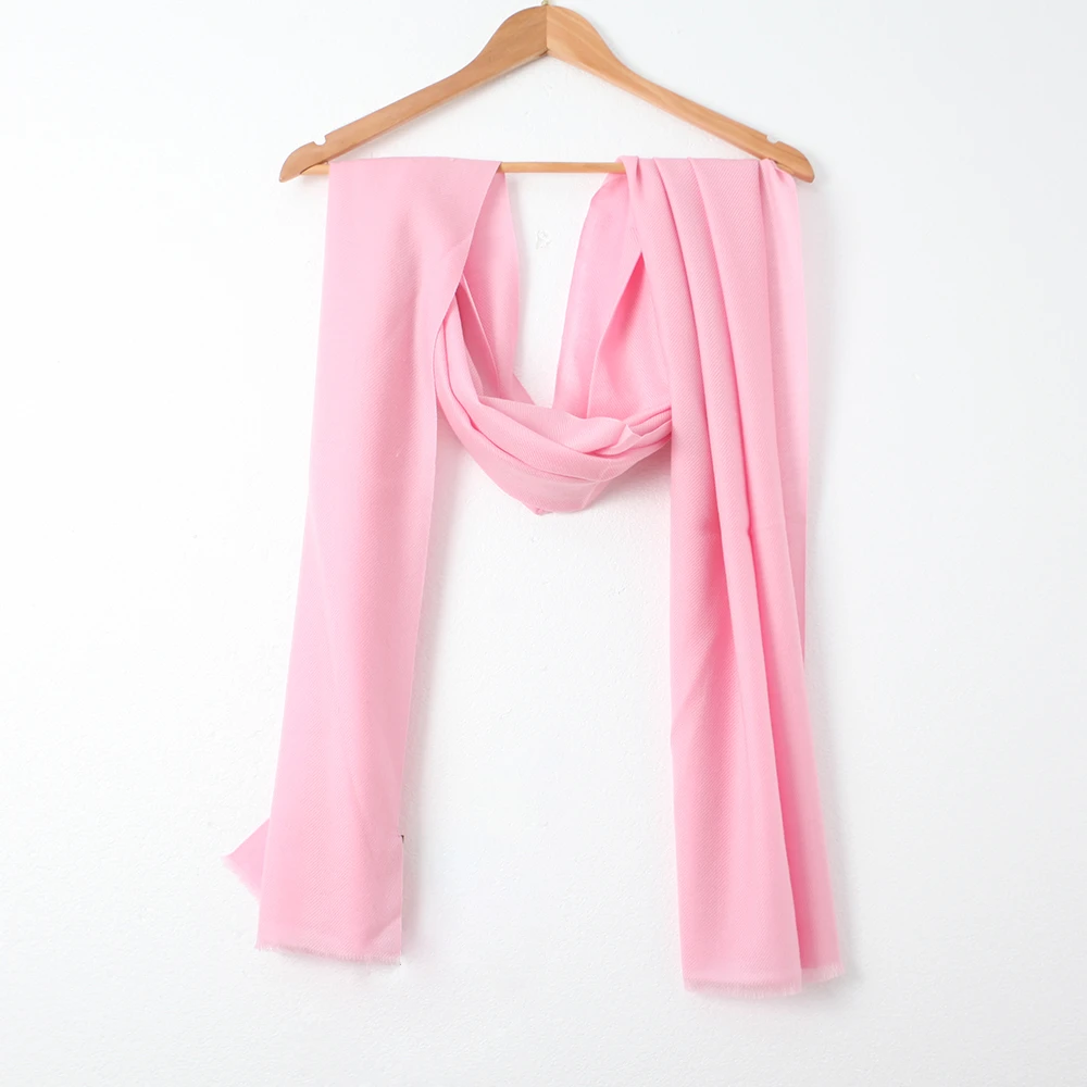 现货！羊毛女士长款披肩围巾复古优雅风保暖柔软透气BB10简约百搭