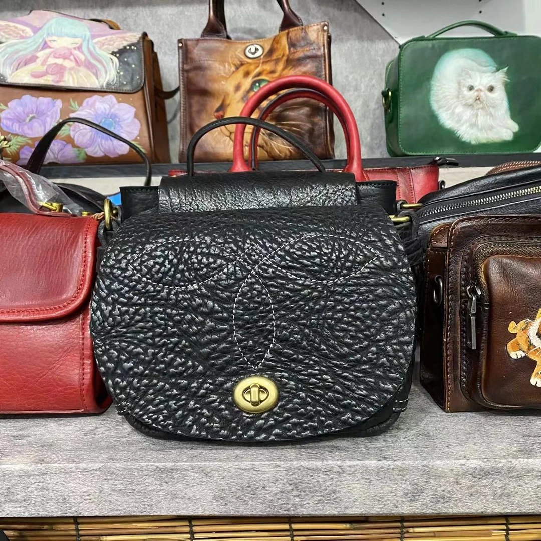 欠揍老弟头层牛皮单肩斜挎背包JJG