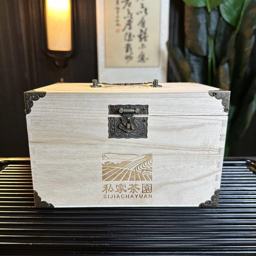 2023年头春头采福鼎白毫银针250g装白茶罐装