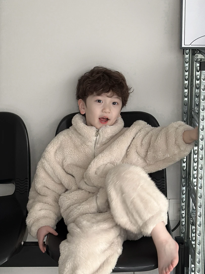 卤蛋童装：奶芙芙 拉链冬款韩版双面北极绒380g家居服套装男女童