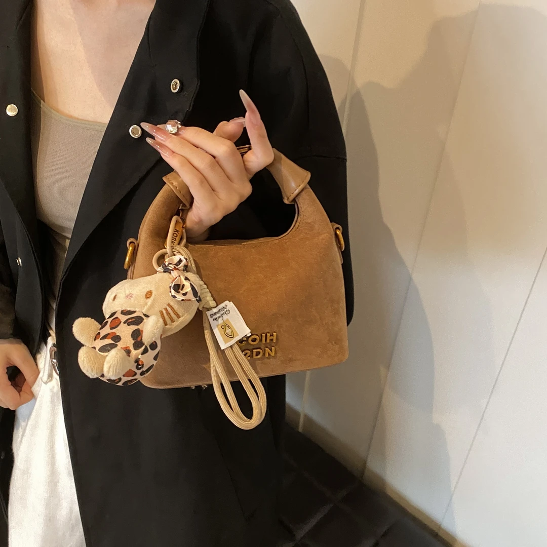 秋冬新款可爱单肩包潮流简约ins便当饭盒包送挂件0793棕