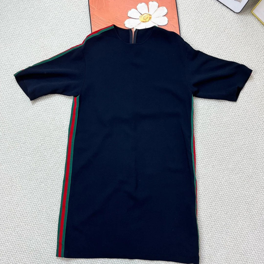99新 GUCCI/古驰 黑色连衣裙 专柜价9500 99新 40码 A1981 无领标