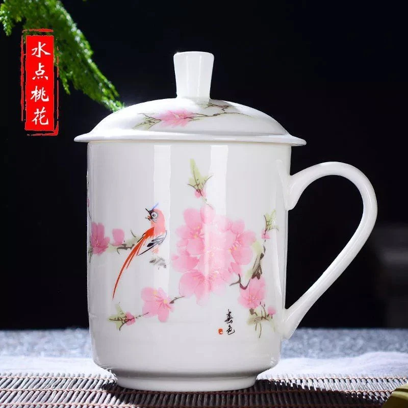 景德镇大号陶瓷茶杯带盖骨瓷水杯青花瓷器会议礼品办公杯定做厂家