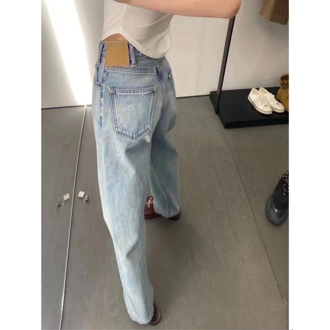 Ce56281。非破洞牛仔裤。