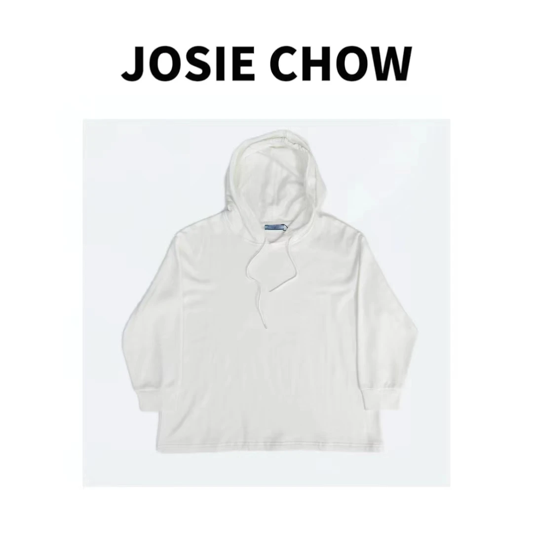 JOSIE CHOW【毛边三角】初秋减龄纯色连帽套头卫衣。Pr042215