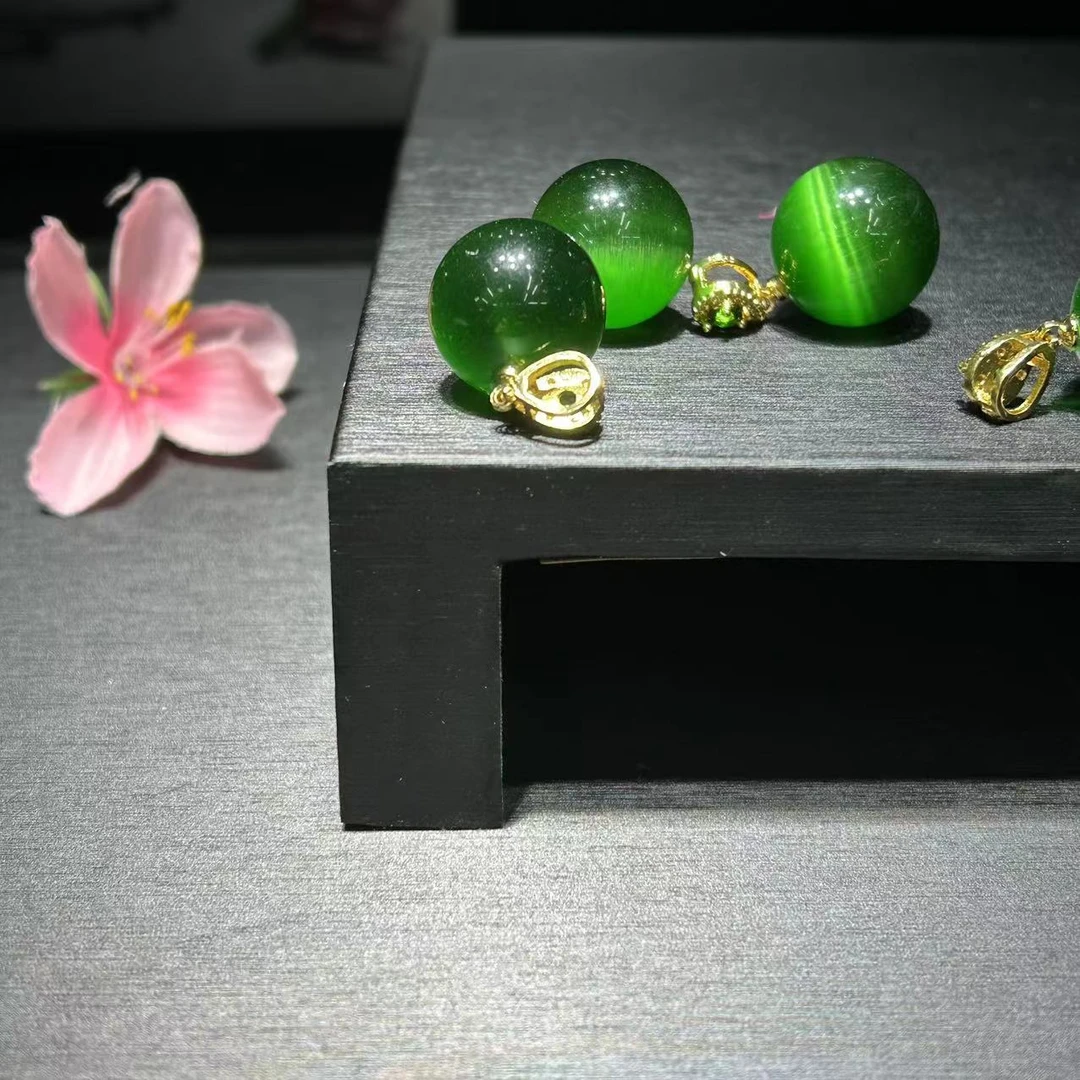 【尚品珍藏】A01臻品德罗斯绿苍穹玻陨吊坠（多样发一）