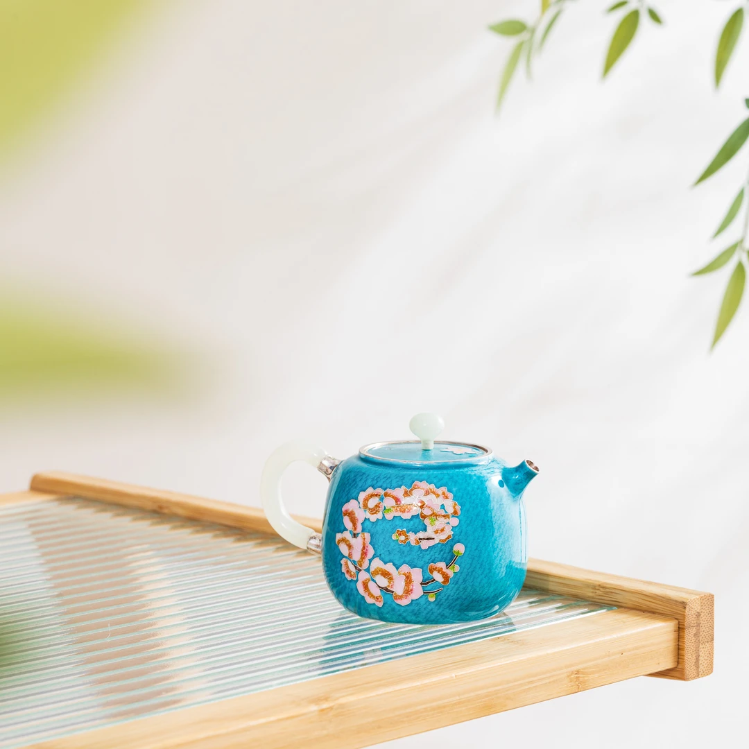 蜂鸟工坊 出口 七宝烧深蓝底樱花矮桶形小壶 FNN1575