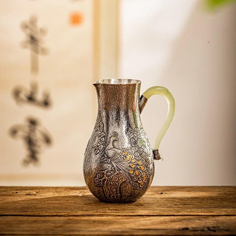 蜂鸟工坊 出口 纯手工錾刻双孔雀公道杯家用分茶器银公杯 FNN3063