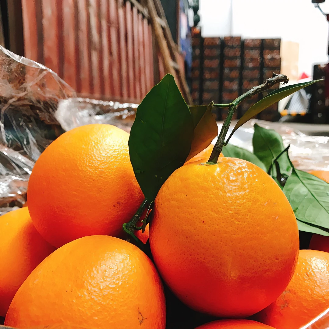 江西脐橙水果批发产地直发赣南脐橙新鲜皮薄脐橙产地直发赣南脐橙