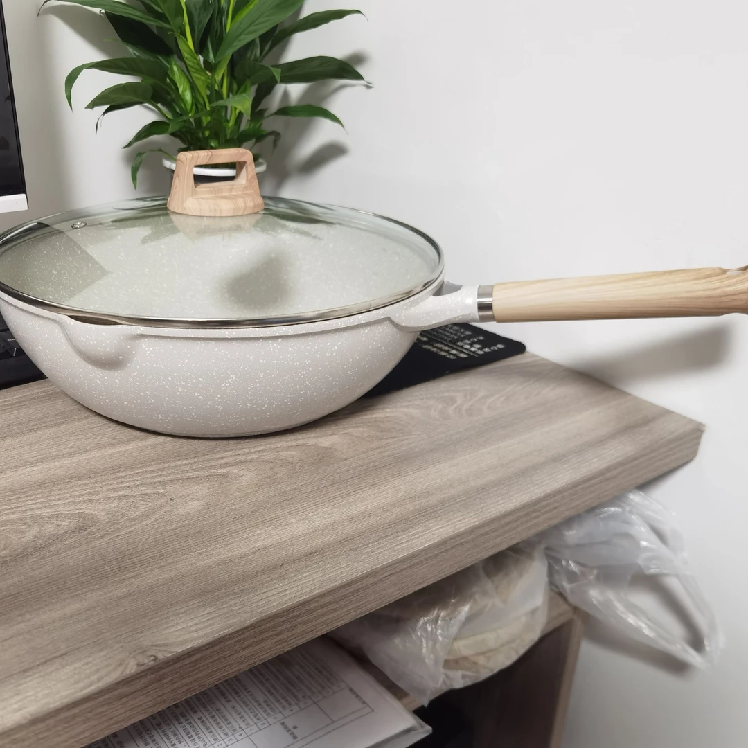 32cm小卡炒锅伯丽系列有盖不粘炒锅家用平底锅高颜值不挑灶微瑕疵