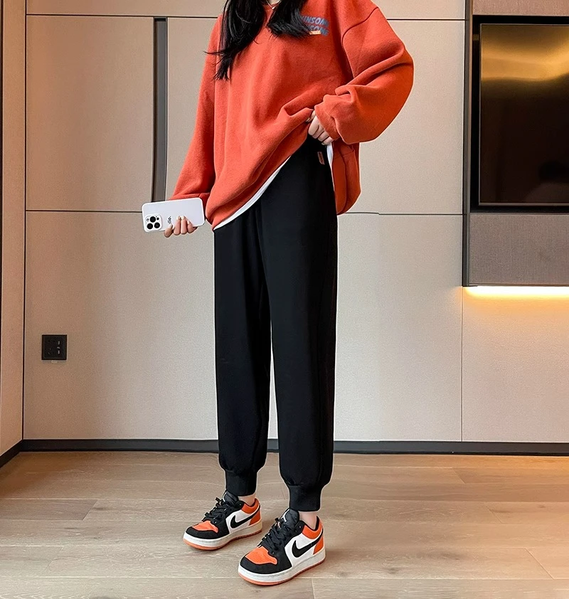 胖mm大码200斤黑色束脚运动裤女秋冬加绒显瘦梨形身材休闲卫裤子