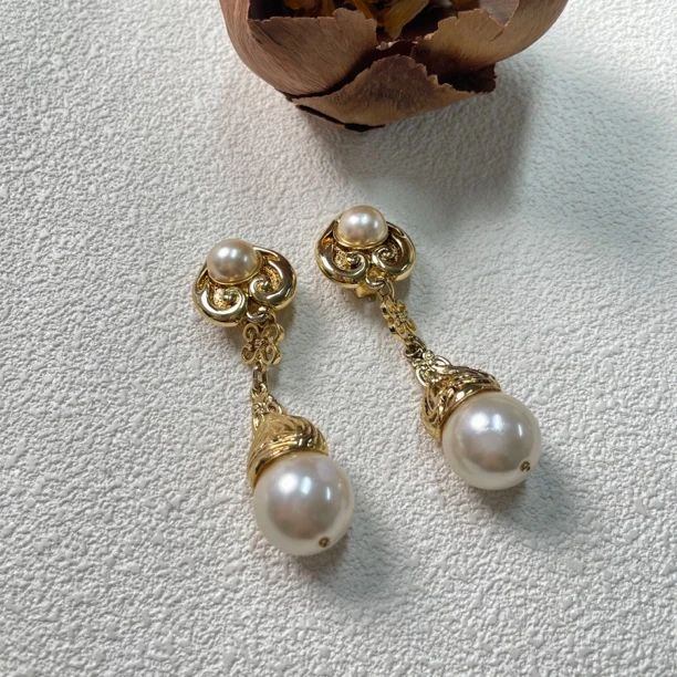 铜合金仿珍珠耳饰  【六六中古】孤品复古耳夹ap4426