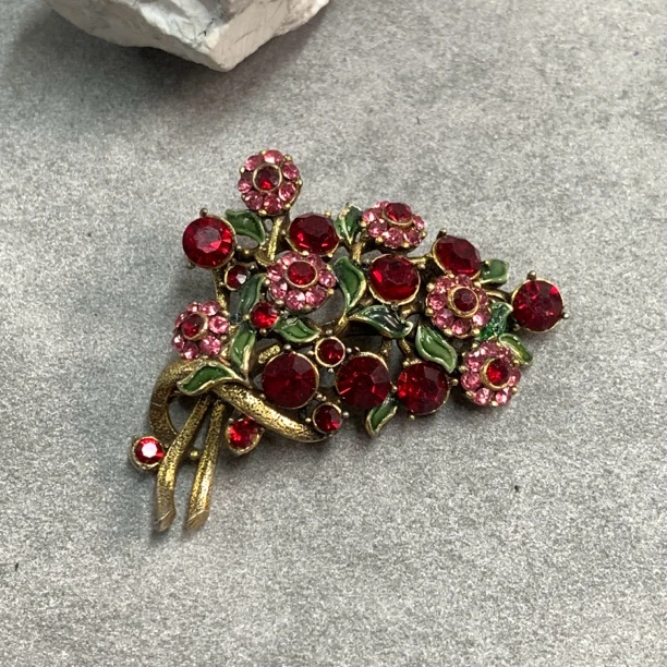 铜合金胸针 【六六中古】孤品复古莱茵石胸针km6915