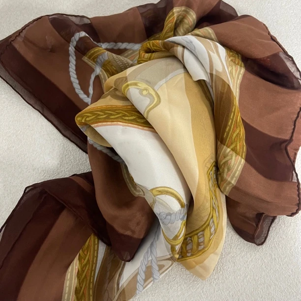 【六六中古】孤品复古百搭丝巾an221尺寸106×106