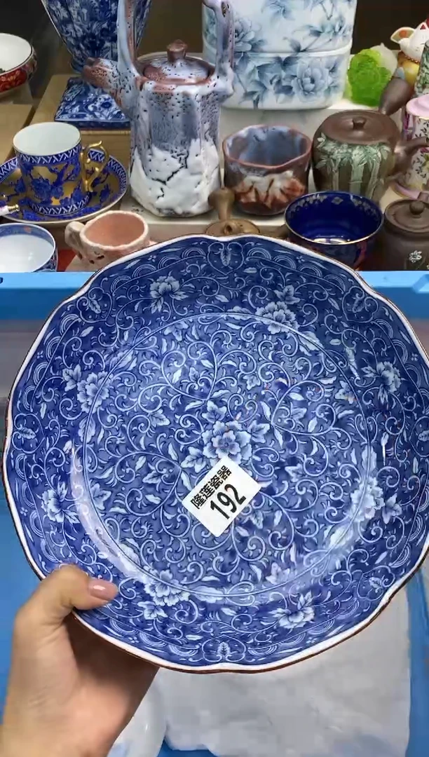 【闪购商品】瓷片隆莲瓷器欢迎大家