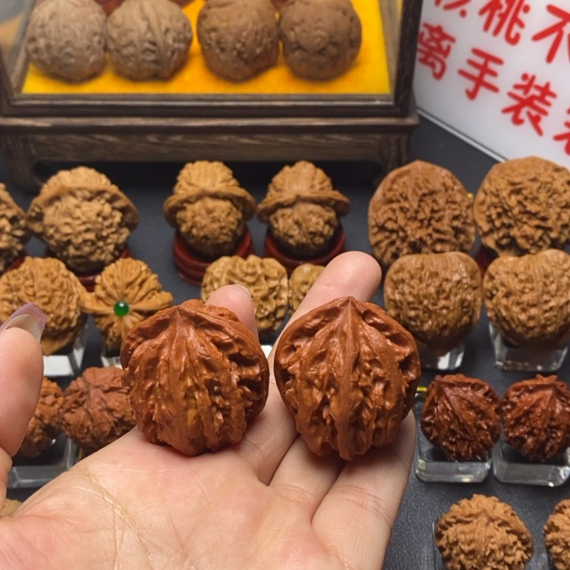 【闪购商品】桃核把件猫*