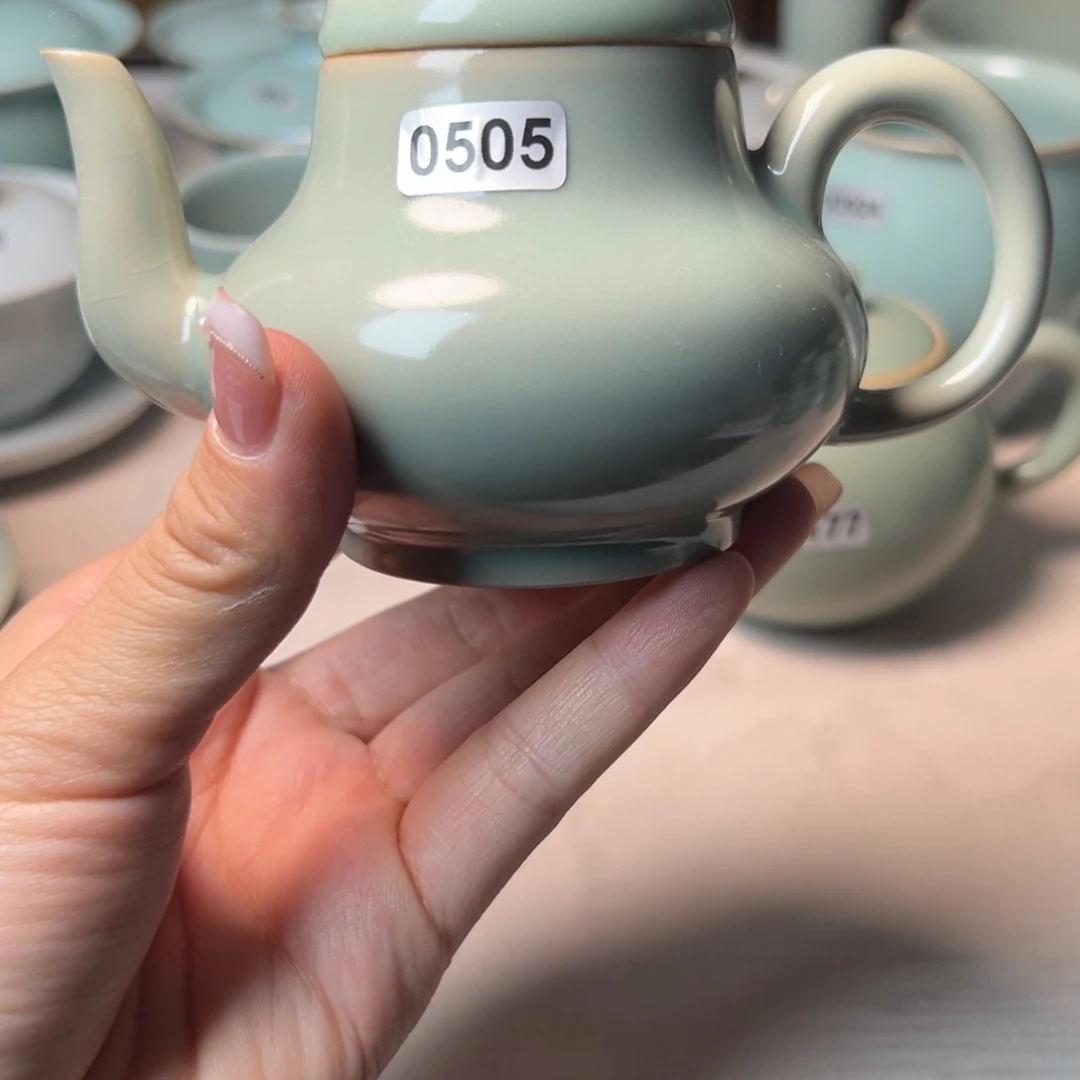 瓷片w***y微瑕哈哈哈哈哈哈哈哈