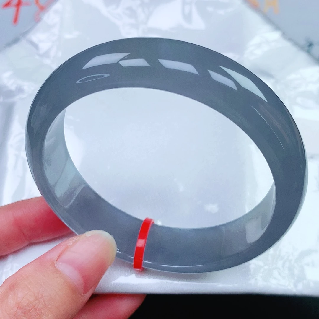 翡翠手镯未镶嵌58圈