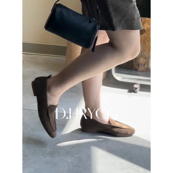 段段服装｜ 咖绿色翻毛皮鞋