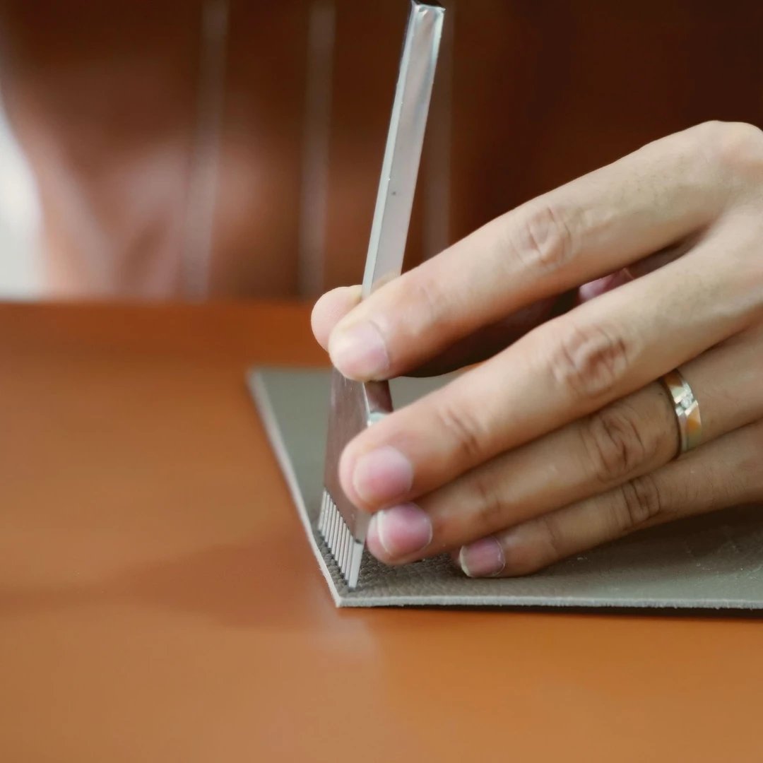 姜小青私定【凯莉邮差】升级版手工女包