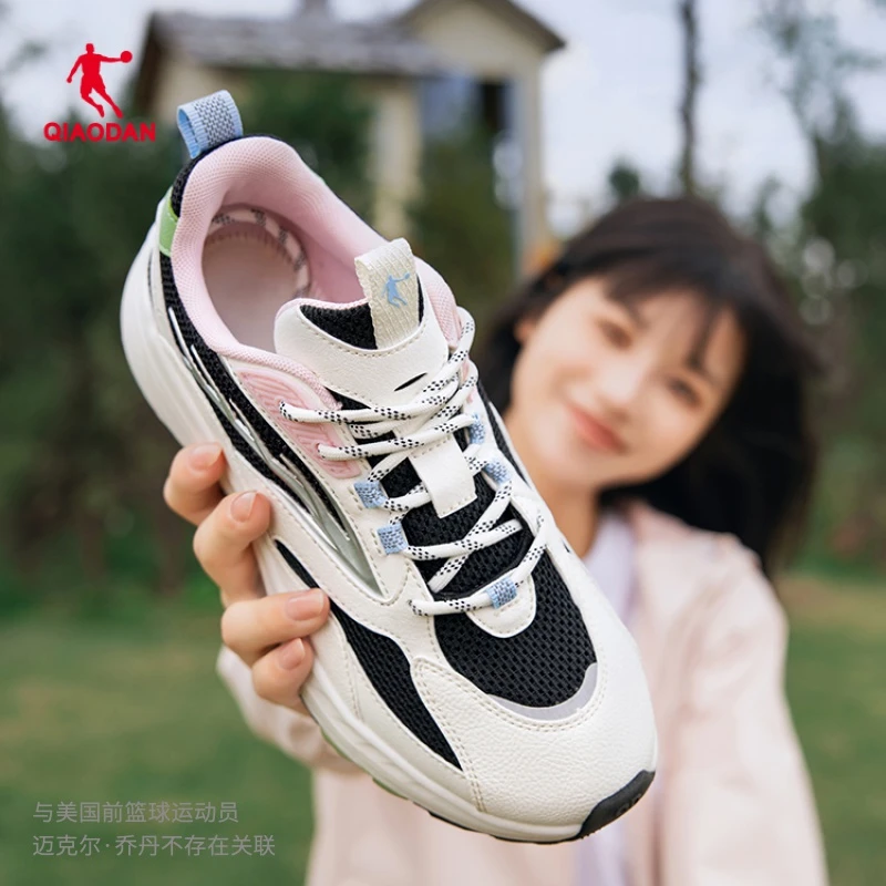 乔丹正品2024夏季新款女款运动时尚百搭休闲鞋轻便网面透气跑步鞋