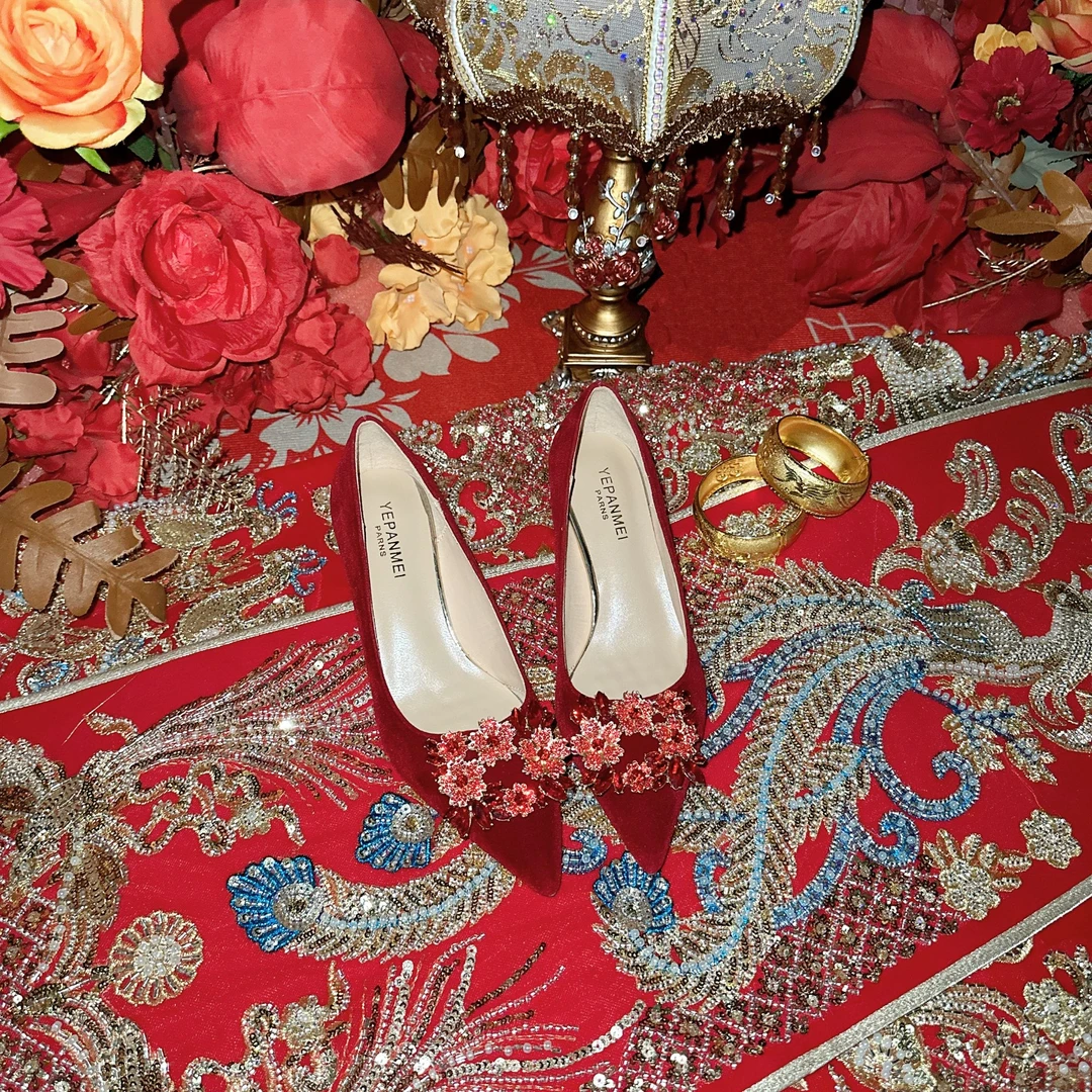 【粗跟5厘米】红色婚鞋秀禾花朵新娘水钻水晶鞋不累脚敬酒服结婚鞋