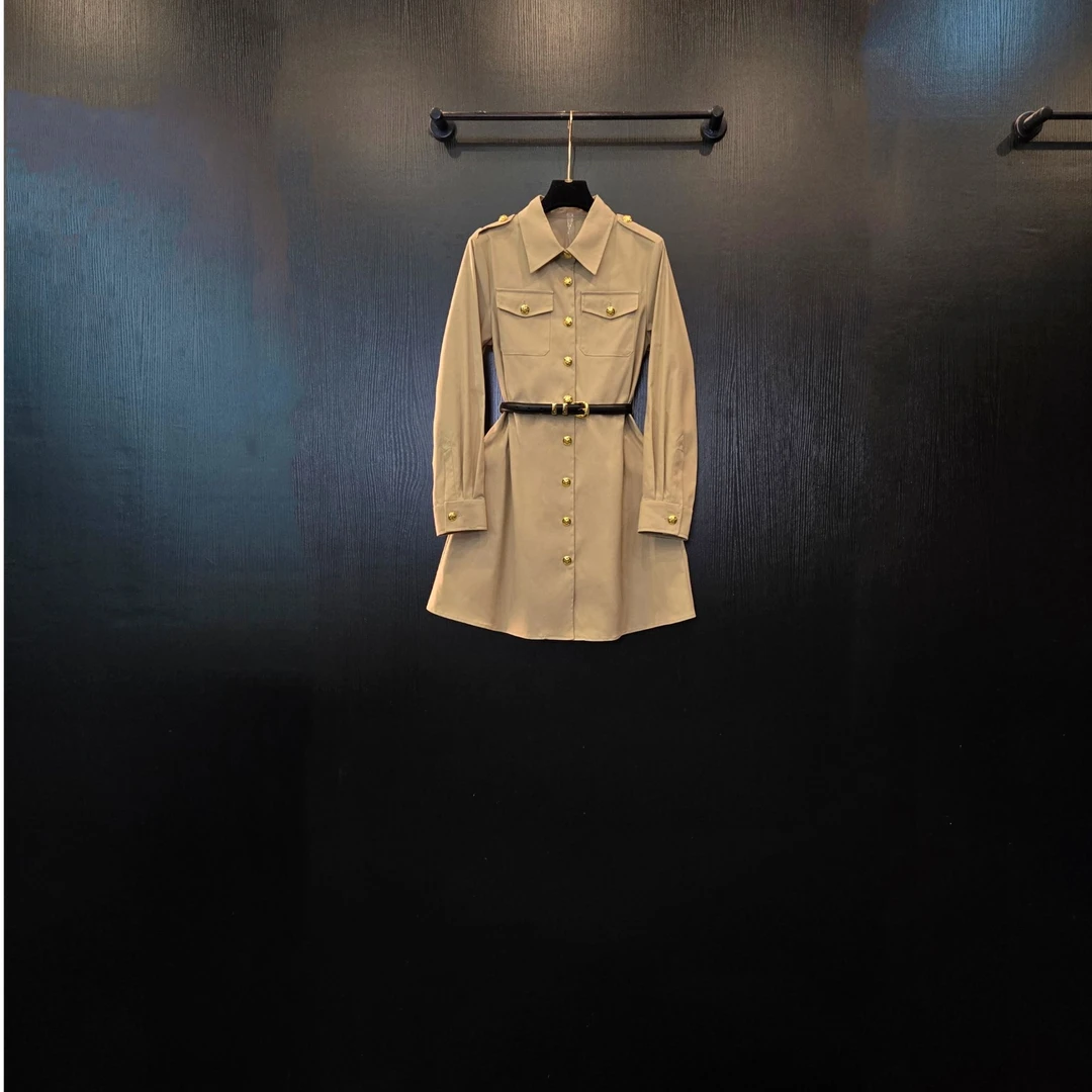 24轻奢气质翻领长袖单排扣收腰风衣款外套 女装连衣裙·D0699