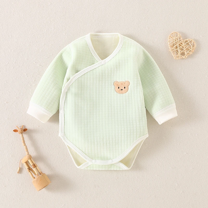 秋冬新生婴儿包屁衣加绒款三角哈衣加厚初生宝宝双层护肚连体睡衣