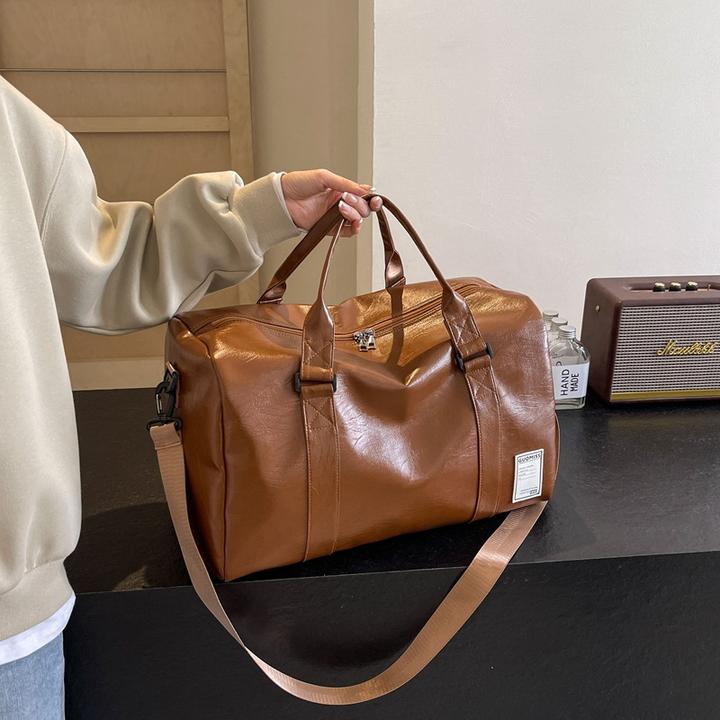 新款高级感手提旅行包大容量运动健身包皮质旅游装衣服行李袋
