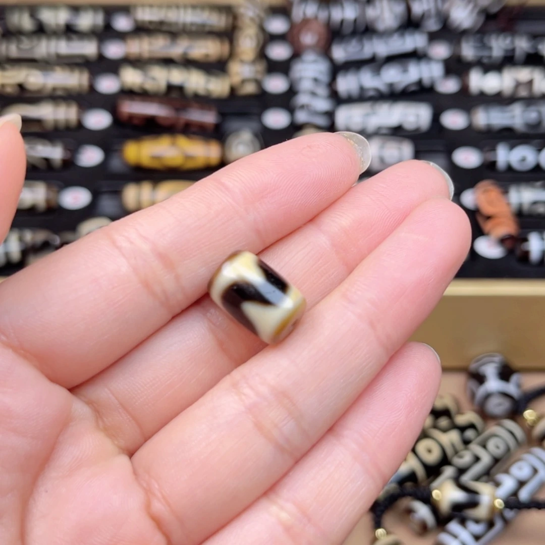 【闪购商品】玛瑙/玉髓颈饰未镶嵌T*