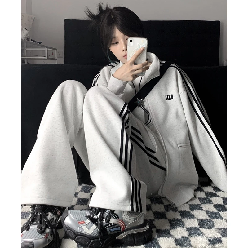 新款运动服套装女秋装显瘦宽松韩版学生跑步休闲两件套三条杠美式