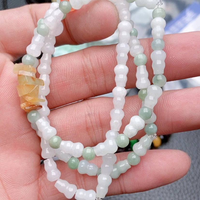 【闪购商品】翡翠颈饰未镶嵌戴*荣