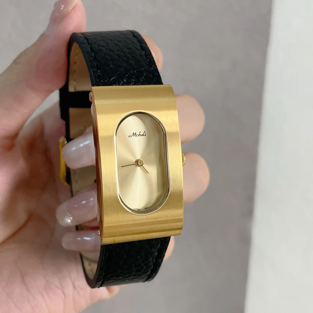 复古真皮女表皮带中古风时装大牌简约方形石英正品高档防水手表