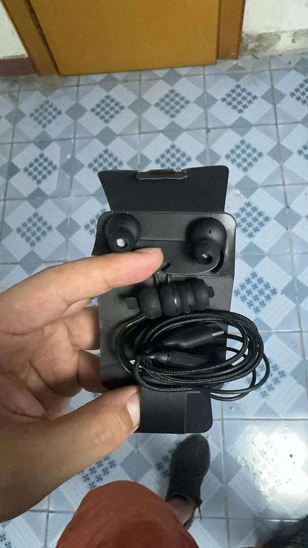 准新品  入耳式有线耳机