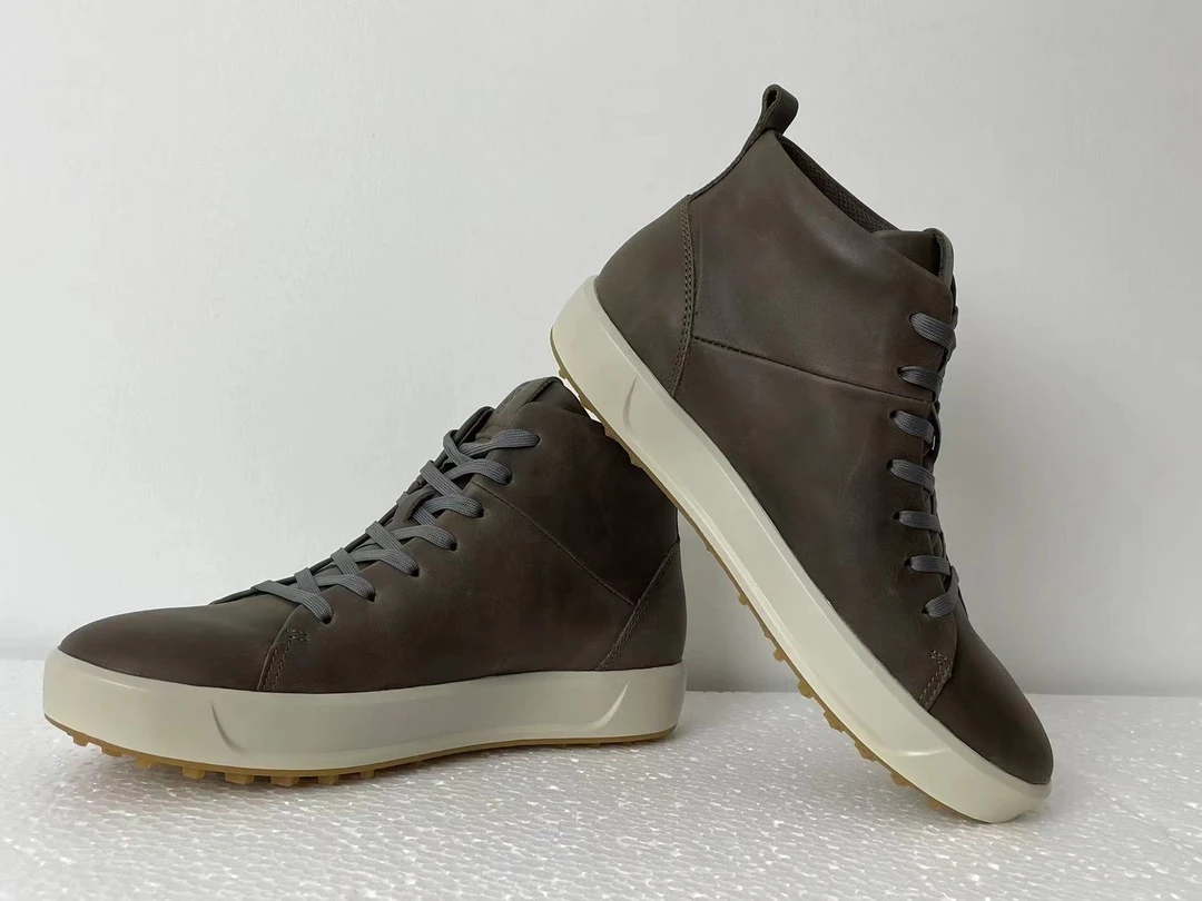 男士天王运动咖色板鞋-高高帮